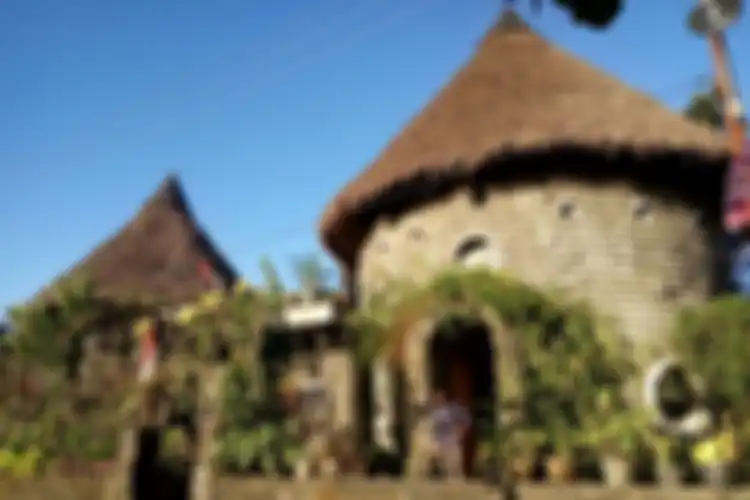 Rumah dari kotoran sapi