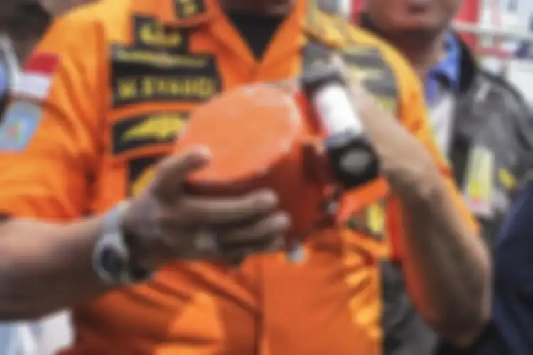 KNKT umumkan laporan awal jatuhnya Lion Air JT610 berdasarkan temuan dari kotak hitam.