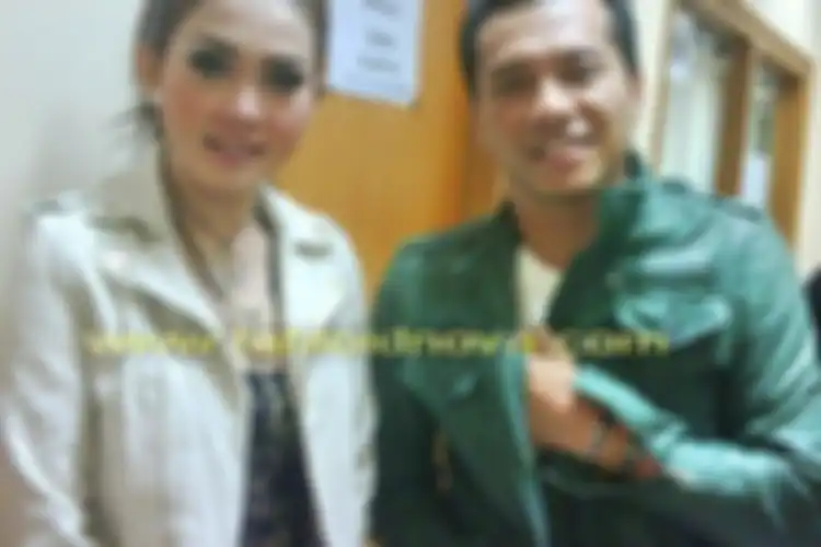 Anang dan Syahrini