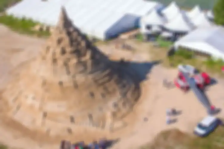 Istana pasir tertinggi karya Thomas van Dungen