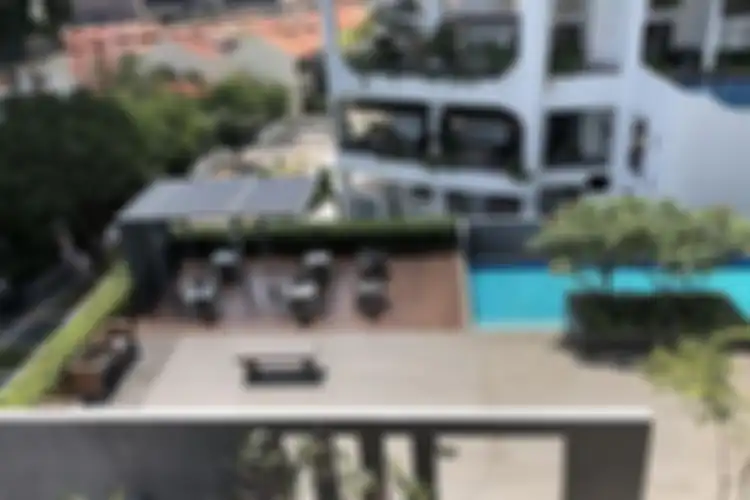 Lokasi barbeku kondominium di Spottiswoode Park Road, tempat tewasnya Nasiari Sunee akibat botol kaca yang menghantam kepalanya.