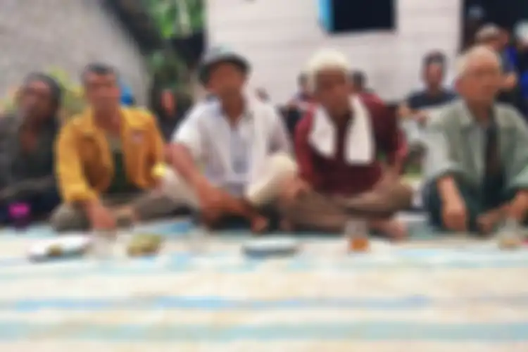 Masyarakat adat Sigapiton saat mengikuti dialog di Desa Sigapiton, Kecamatan Ajibata, Kabupaten Toba Samosir, Rabu (15/8/2018).