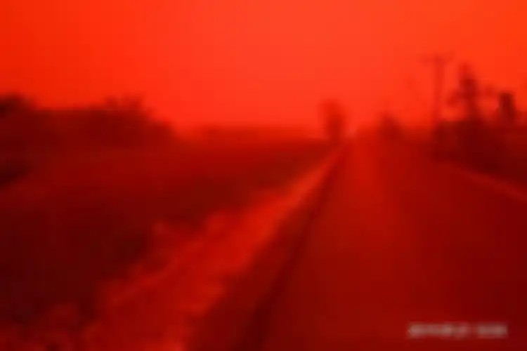 Fenomena langit merah di Muaro Jambi