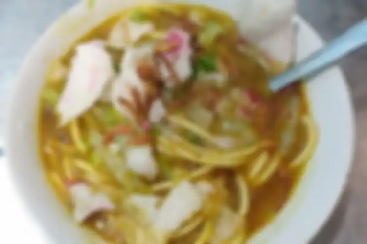 Mi gomak mirip spaghetti