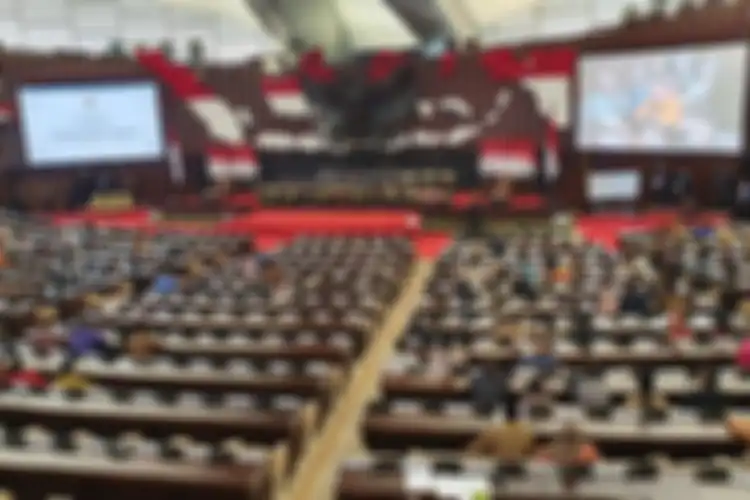 335 Anggota DPR dan DPD dilaporkan tak hadiri sidang paripurna hari ini.