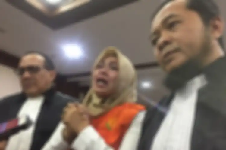 Ina Yuniarti, wanita penyebar video viral ancaman penggal kepala Presiden Joko Widodo (Jokowi) divonis bebas dalam sidang putusan yang digelar di Pengadilan Negeri Jakarta Pusat pada Senin (14/10/2019).