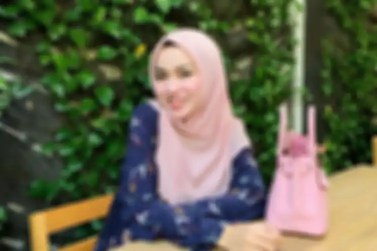 Demi Gurita Bisnisnya Tak Bangkrut Seperti Toko-Toko Kue Artis Lain, Medina Zein Sampai Lakukan Ini