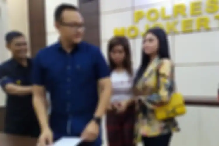 Pelaku pembuat video viral mandi keramas sambil naik motor