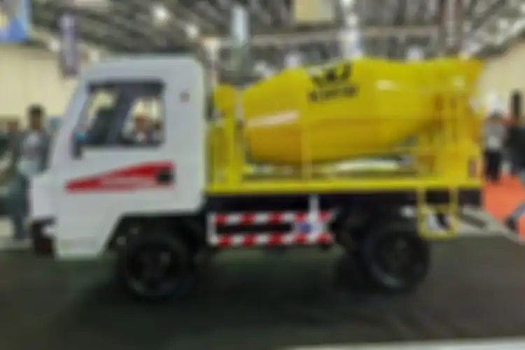AMMDes Builder, mini mixer truck pemenang AMMDes Digimodz di IMX 2019.(Kompas.com/Donny)