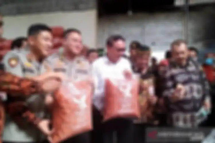 Pabrik Kue Kering Gunakan Telur Busuk Selama 5 Tahun