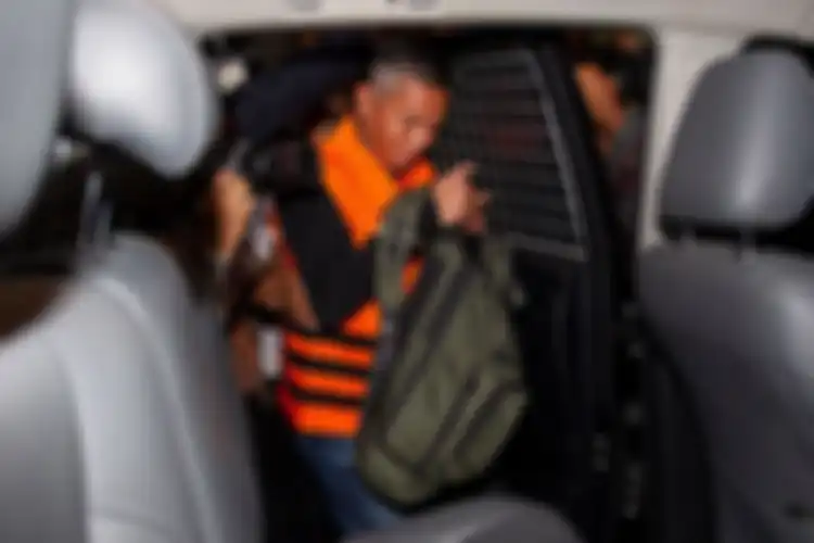 Wahyu Setiawan ditetapkan jadi tersangka suap setelah diduga menerima uang dari poltikus PDI Perjuangan.