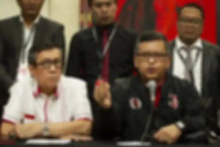Menteri Hukum dan HAM Yasonna Laoly masuk tim hukum PDI Perjuangan melawan KPK.