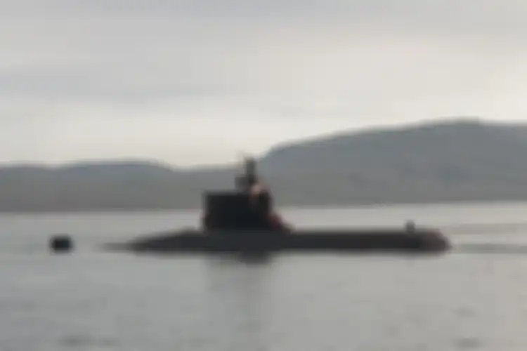 KRI Alugoro-405