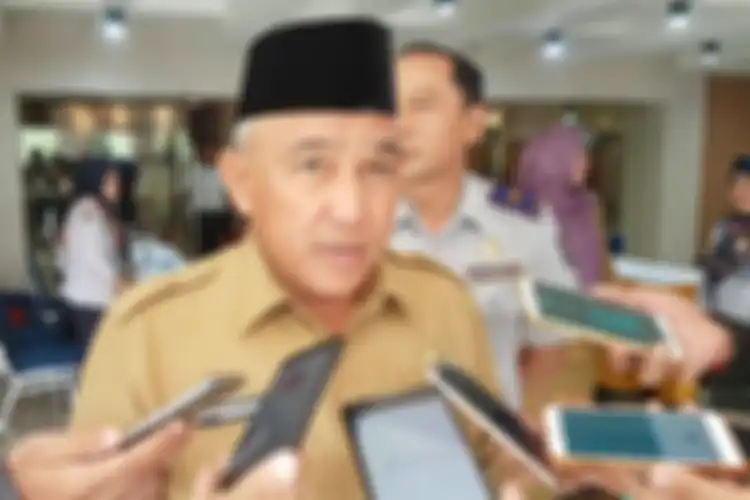 Wali Kota Depok Mohammad Idris usai menghadiri acara K MUTRANS-2 di Gedung Balairung Dwidjosewojo Hotel Bumi Wiyata Depok, Senin (16/12/2019).