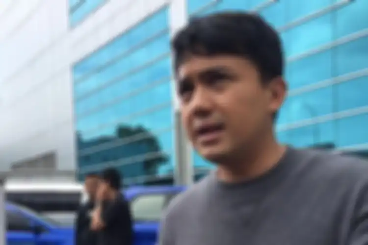 Sahrul Gunawan mengalami kerugian bisnis travel umroh