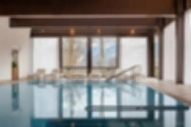 Kolam renang yang ada di Grand Hotel Sonnenbichl