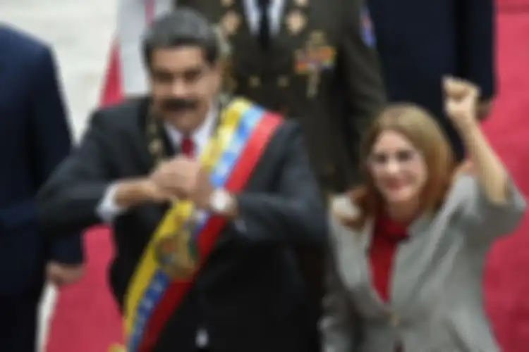 Presiden Venezuela Nicolas Maduro dan istrinya, Cilia Flores.