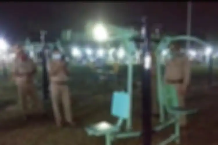 Pada 13 Juni 2020, warga India dihebohkan dengan viralnya video yang menunjukkan sebuah alat olahraga bergerak dengan sendirinya pada dini hari.