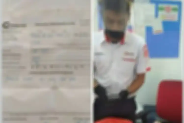 Foto seorang petugas Kereta Rel Listrik yang sedang menangani uang temuan sejumlah Rp 500 ribu di Stasiun Bogor, Jawa Barat, viral di media sosial. Uang iti baru diserahkan setelah ditemukan