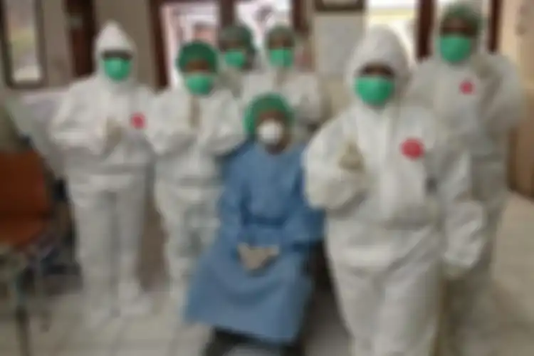 Tingkat kematian tenaga medis Indonesia akibat Covid-19 tertinggi di dunia.