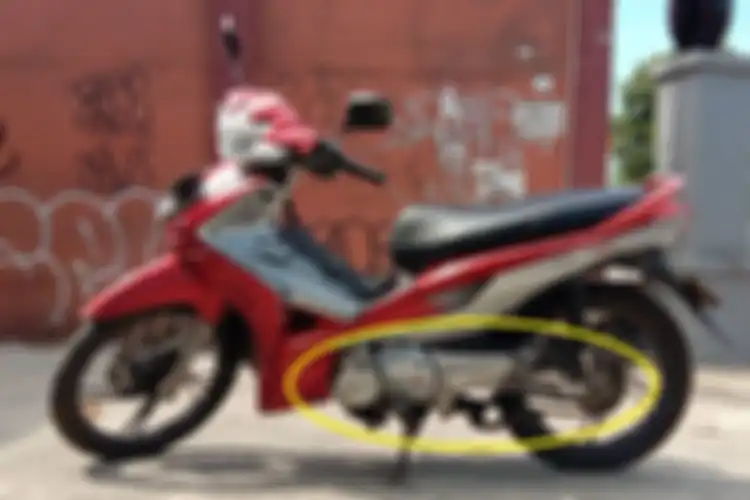 Motor aneh Honda Revo AT mesin matic namun dilengkapi gir spoket dan rantai 