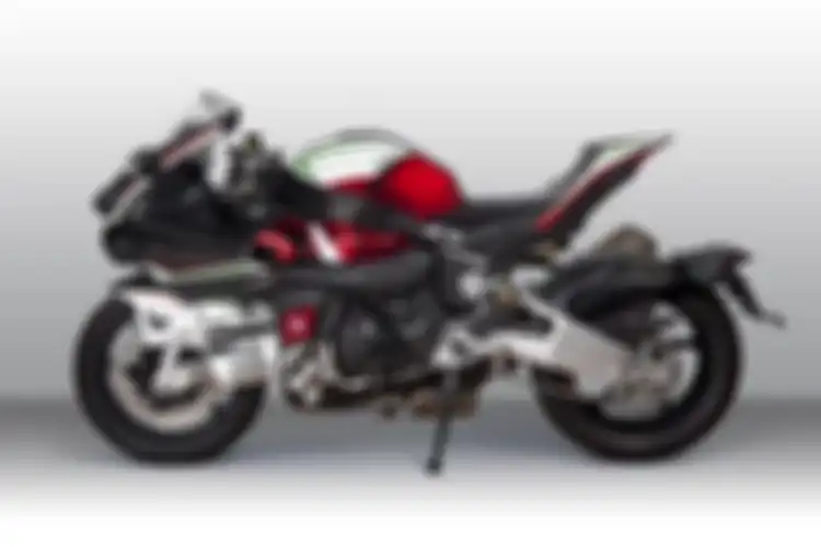 Tampak samping Kembaran Kawasaki Ninja H2 Asal Italy Resmi Meluncur 