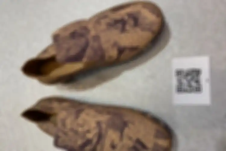 Sepatu Pijakbumi