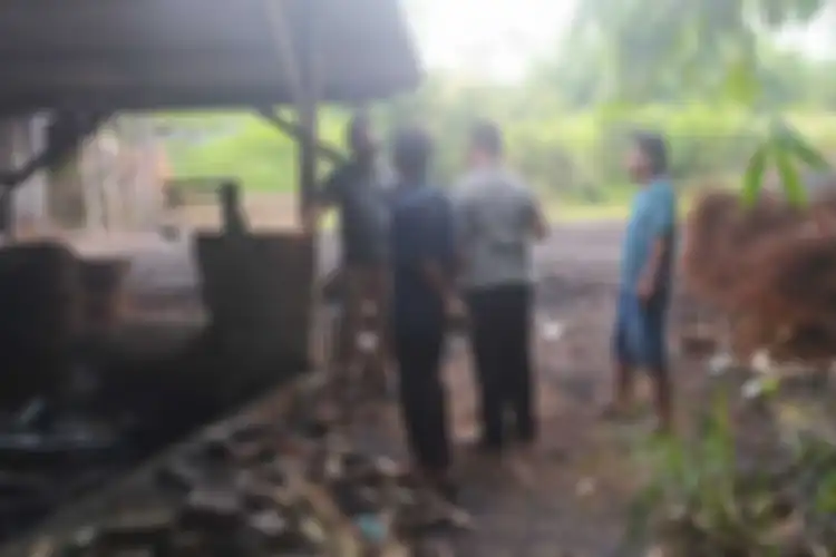 Bekas pabrik pembakaran ban di Kampung Cikidung, Desa Koleang, Jasinga, Bogor, Jawa Barat