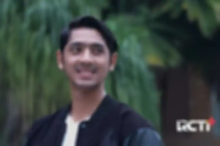 Udah Ganteng Taat Ibadah, Video Arya Saloka Pulang Sholat Jumat Bikin Gempar dan Tuai Pujian Setinggi Langit, Para Kaum Hawa Semakin Terpana dengan Sosok Aldebaran