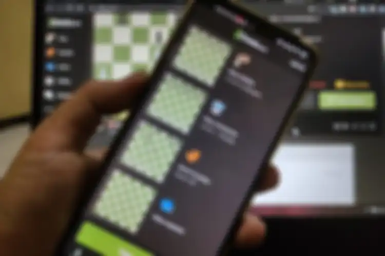 ilustrasi aplikasi catur di Chess.com