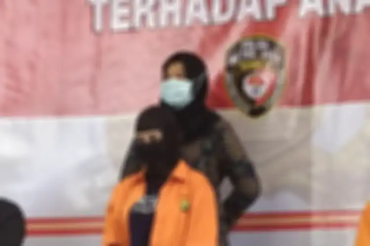 Jadi Tersangka Kasus Prostitusi, Hotel Milik Cynthiara Alona Memang Dijadikan Tempat Esek-esek, Kelakuan Pengunjung Bikin Warga Geram: Melempar (Kondom) Kena Kepala Warga