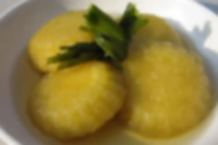 Bolu berendam khas Riau