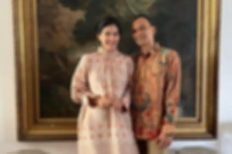 Olivia Zalianty menikah dengan pria bernama Ndaru Kusumo