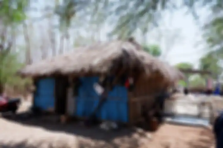 Kondisi rumah atlet muaythai NTT, Susanti Ndapataka yang pulang naik pick up usai raih medali emas di PON XX Papua