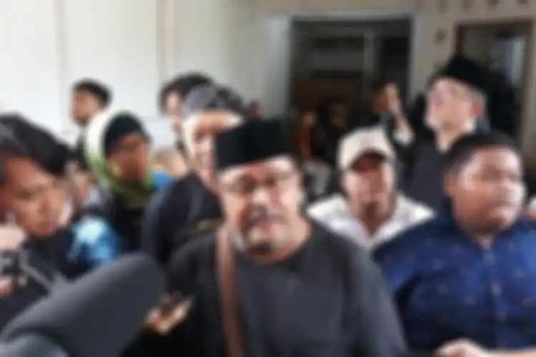 Foto mesra Rano Karno dan Ria Irawan yang menjadi sampul album itu telah terpatri di hati fans. Kini, foto itu tinggal kenangan.