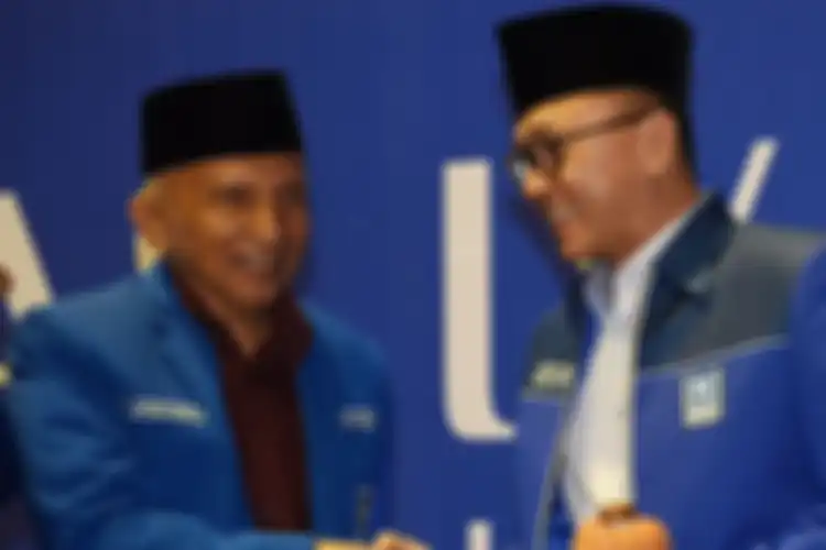 Perceraiaan putra Amien Rais, Ahmad Mumtaz Rais dengan putri Menteri Perdagangan Zulkifli Hasan, Futri Zulya Savitri. 