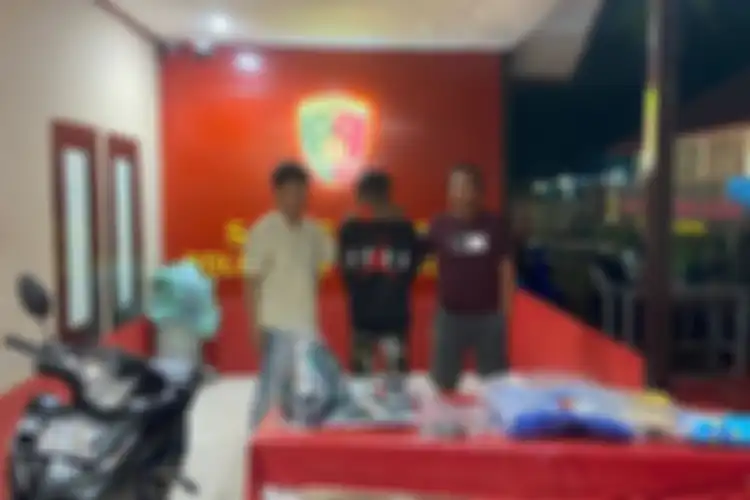 Satreskrim Bulungan, Kaltara, mengamankan E (36), tukang antar air galon pelaku pemerkosa dan penganiaya nenek 88 tahun hingga meninggal.