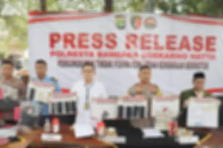 Polresta Bandara Soekarno-Hatta saat konferensi pers pengungkapan kasus pencurian sepeda motor (curanmor) di Mapolrestra Bandara Soekarno-Hatta pada Senin (18/9/2023). Terhitung 10 pelaku curanmor ditangkap beserta barang bukti delapan motor hasil curian, kunci letter T dan pakaian para pelaku.