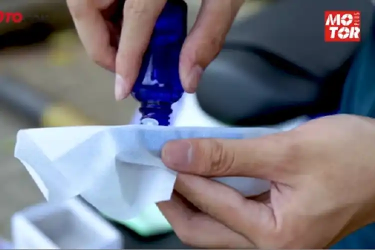 Video Tes Membuktikan Cairan Coating di Bodi Motor, Simak Hasilnya!