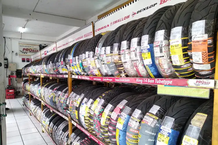 Tips Pasang Ban Motor Baru, Jangan Langsung Diisi Nitrogen, Bahaya!