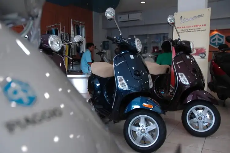 Tunggu Apa Lagi, Ada Potongan Harga Servis Bagi Pengguna Piaggio dan Vespa yang Terkena Banjir
