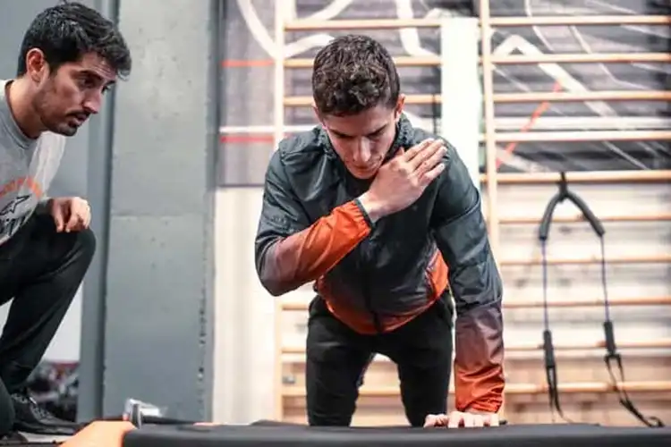 Kejar Target Cepat Fit, Marc Marquez Latihan Keras Meski Masih Cedera