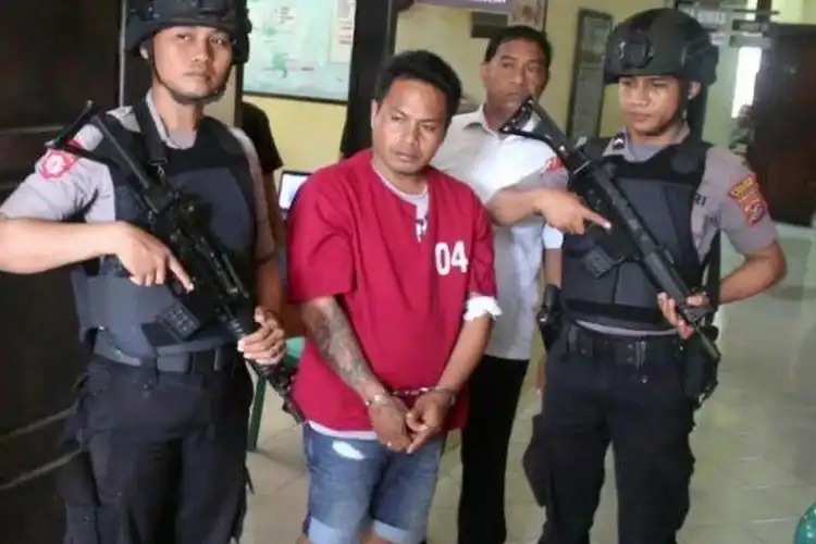 Ngeri! Motor Seorang Caleg Ditabrak, Korban Dihabisi Pakai Samurai, Motifnya Dendam Lama   