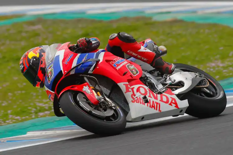 Tes Pramusim Baru Pekan Depan, Tim MotoGP Dah Tiba di Sepang Aja Nih