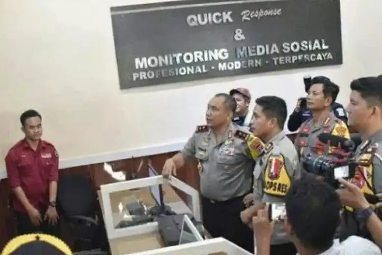 Inovasi Keren Polisi, Bikin SIM Hingga Lapor Kemacetan Cukup Klik Saja