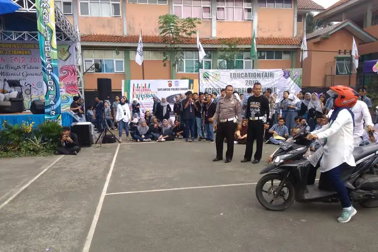 Ada Apa Nih, Polres Bogor Sambangi Sekolah Datangi Pelajar SMA