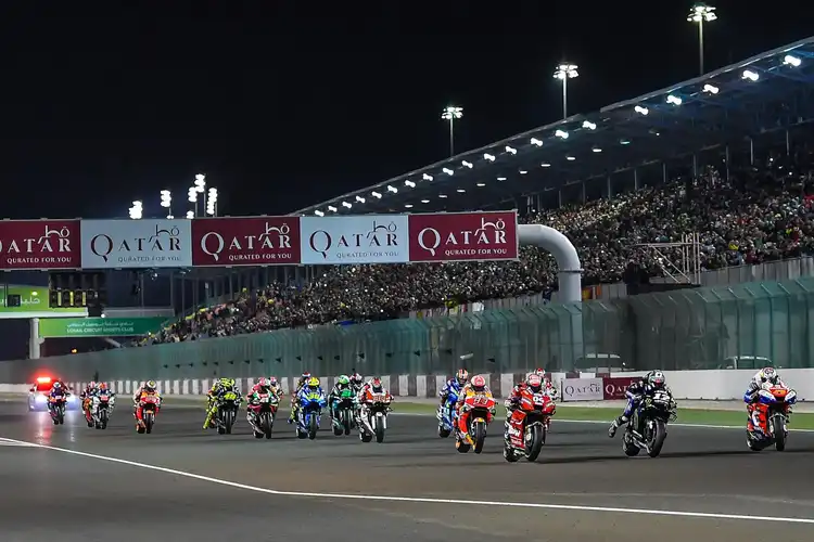 MotoGP Qatar 2020 Dibatalkan Akibat Virus Corona, Eh Malah Ada yang Diuntungkan Nih!