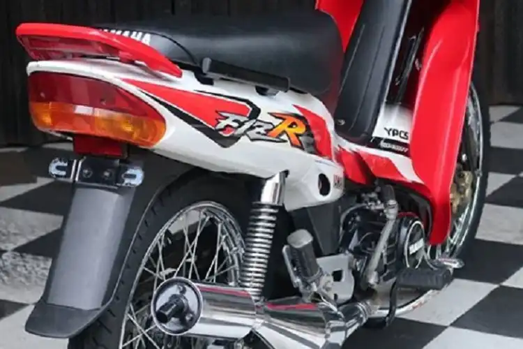 Spesies Langka Dijual, Yamaha F1ZR Sporty 2002 Orisinil Taat Pajak, Harga Bisa Goyang