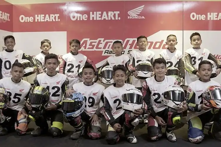 Catet. Ini Daftar Nama Pembalap Muda Calon Pengganti Dimas Ekky