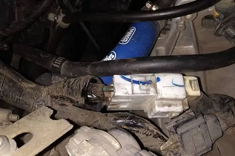Begini Trik Sederhana Mencegah dan Mengatasi Kode Error 12 di Yamaha Aerox 155